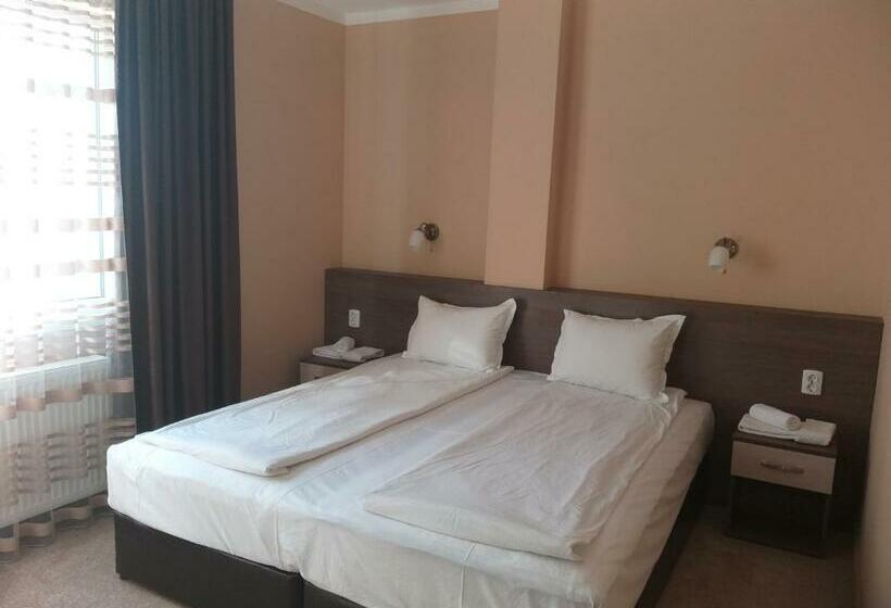 Номер Стандарт, Family Hotel Relax