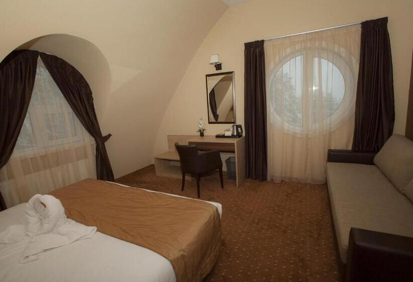 Люкс Deluxe Вид на Горы, Family Hotel Saint George