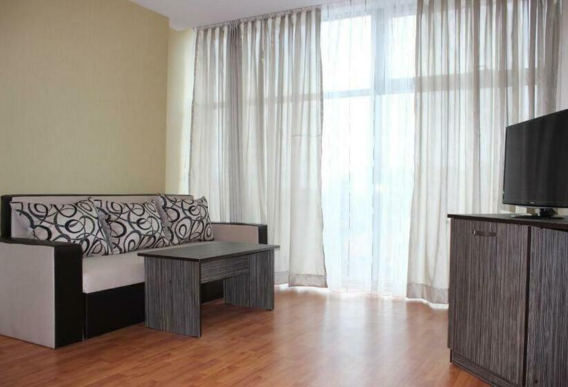 سوییت, Family Hotel Silistra