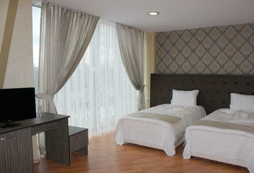 سوییت, Family Hotel Silistra