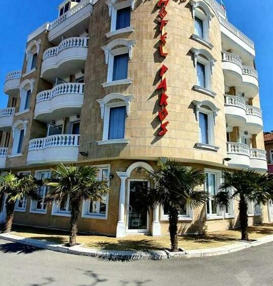 Quarto Estandar com Sacada, Family Hotel Paros