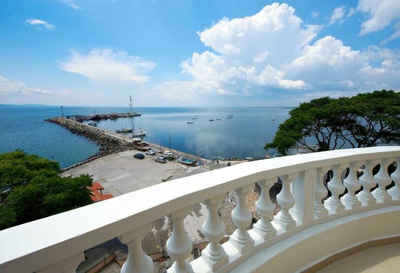 חדר סופריור לארבעה, Family Hotel Paros