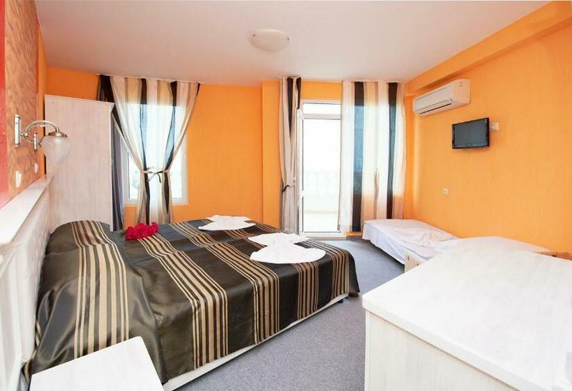 חדר סטנדרט עם מרפסת, Family Hotel Paros
