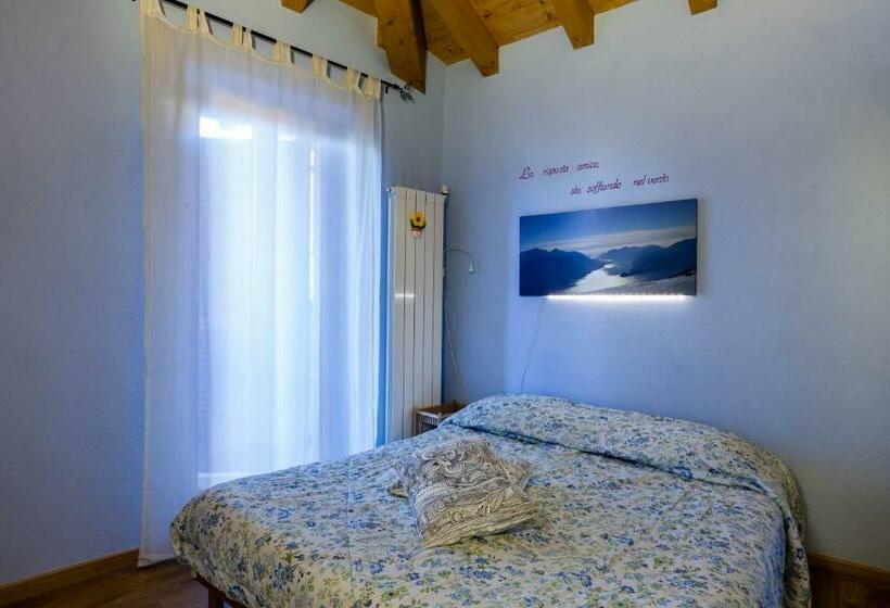 Номер Стандарт, La Casa Del Poeta