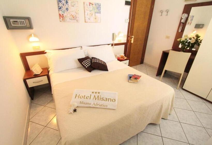 标准间, Misano Hostel