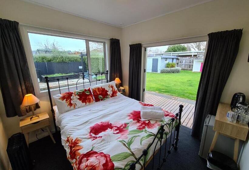 اتاق استاندارد با چشم‌انداز باغ, Central Masterton Sleepout