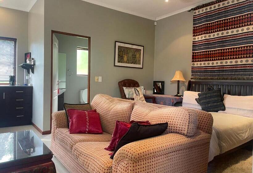 اتاق استاندارد با چشم‌انداز کوهستان, Jade Mountain Cottage 玉山小屋