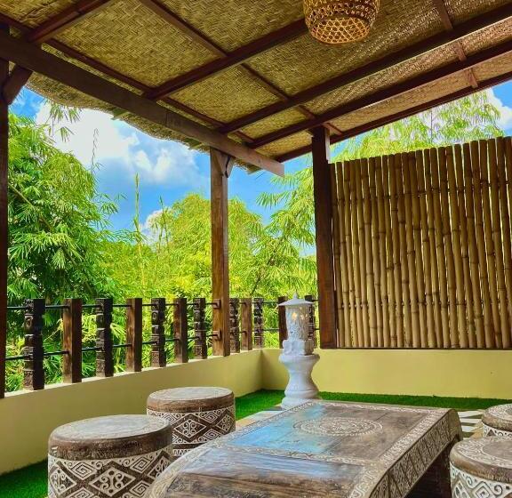 Люкс с Террасой, Bamboo Oasis