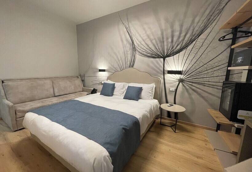 Номер Deluxe, Central Giacomini