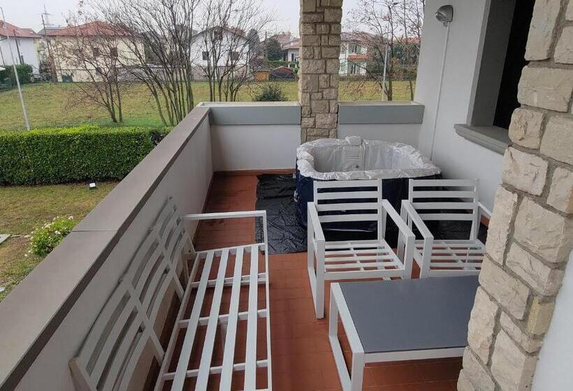 Люкс с гидромассажем, Villa Eleganza Milano Bergamo Airport