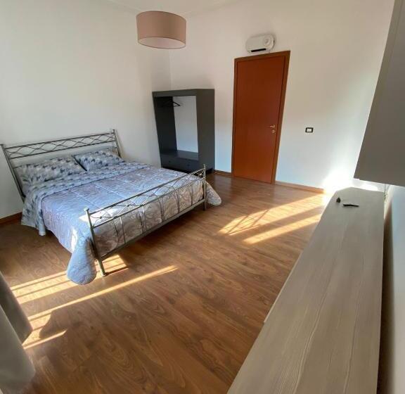اتاق لوکس, Aurora Rooms