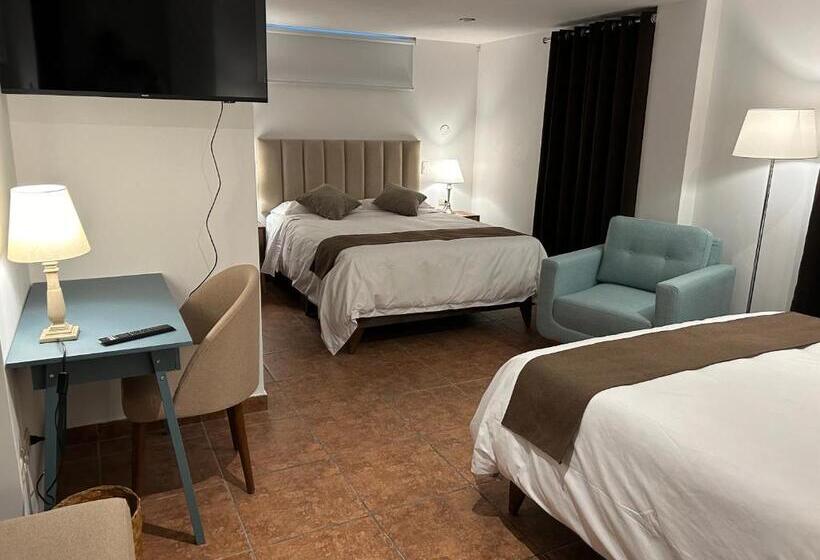 غرفة عائلية, Habitaciones La Casona