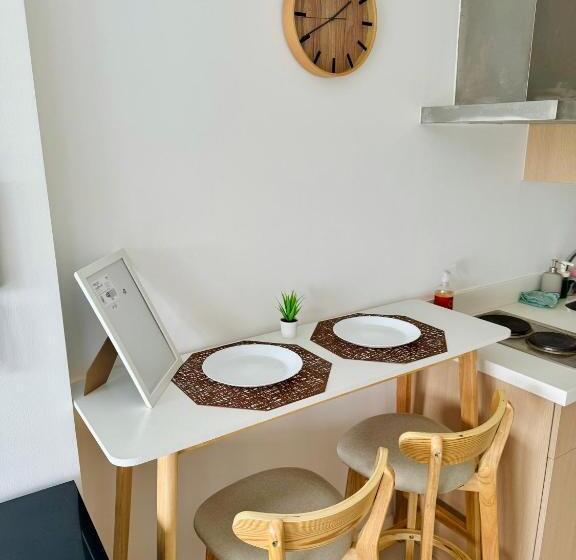 استودیو استاندارد با بالکن, Cozy Cabin Hideout Qc