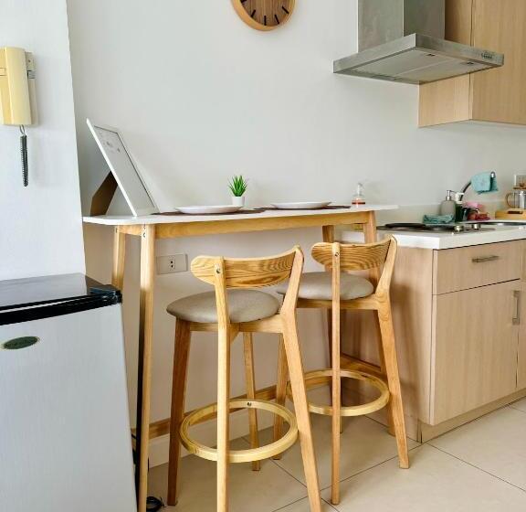 استودیو استاندارد با بالکن, Cozy Cabin Hideout Qc