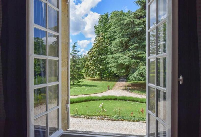 Четырехместный Номер Стандарт Вид на Сад, Domaine De Laguneaussan