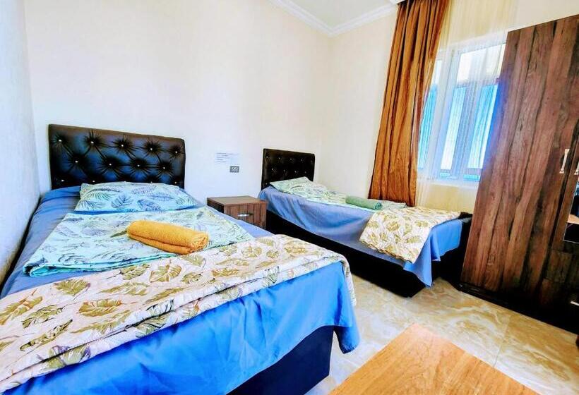 اتاق استاندارد با سرویس بهداشتی مشترک, Guest House Nona