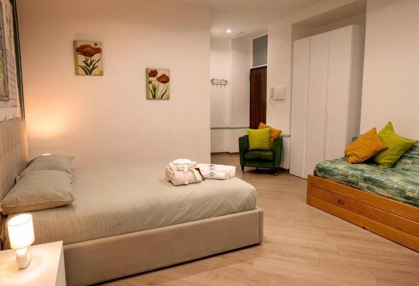 Номер Стандарт, Domus Cuomo B&b
