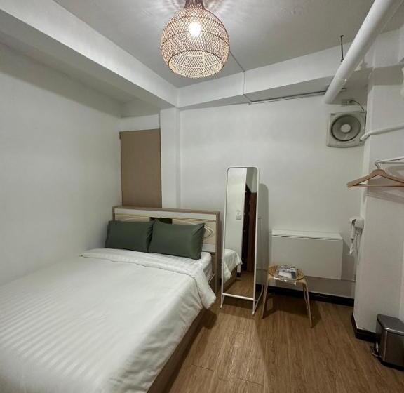 Quarto Estandar Individual, Thai Siwilai Hostel By Tcd