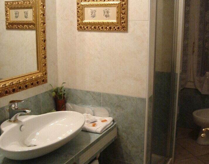 Полулюкс, B&b A Casa Dell'antiquario