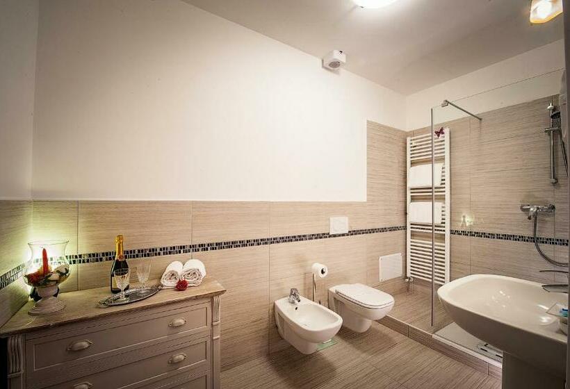 Апартаменты 1 Спальня, La Rocchetta