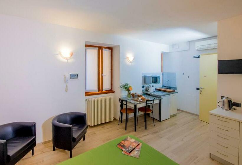 Студия Стандарт, Il Borgo