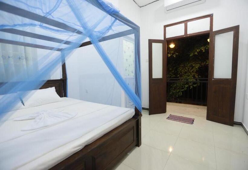 Номер Deluxe с Балконом, Surfside Retreat Weligama