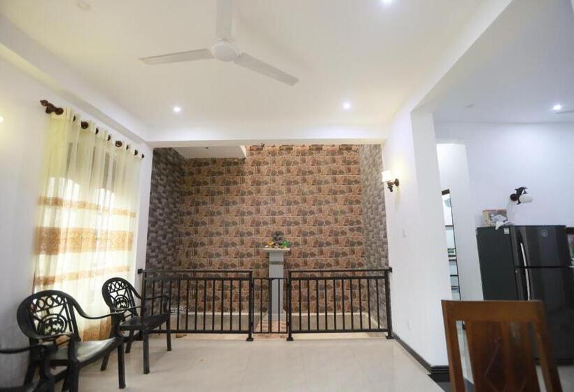 Номер Deluxe, Surfside Retreat Weligama