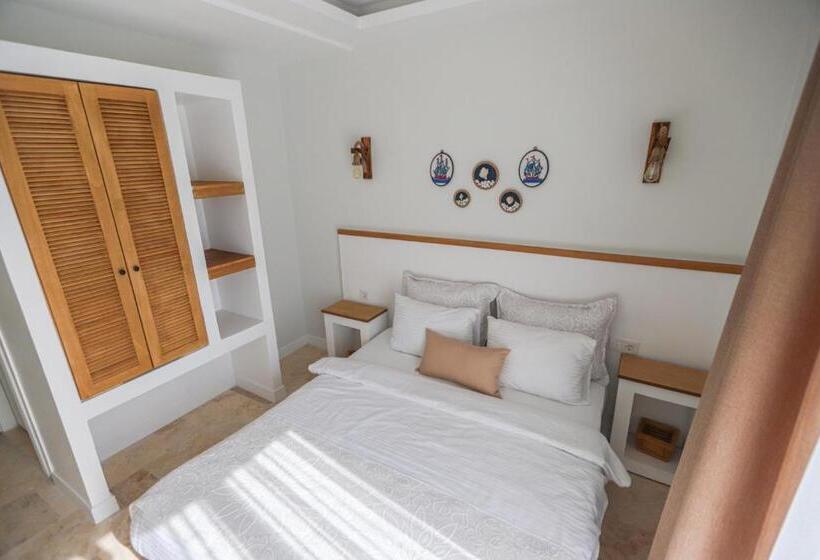 Номер Стандарт Вид на Море, Mavi Cam Hotel Ayvalik