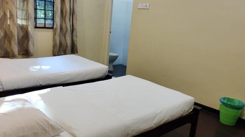 Номер Deluxe, Raudhah Rest Inn