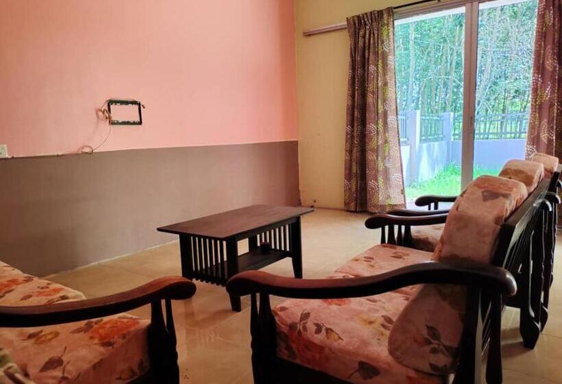 Семейное Бунгало, Raudhah Rest Inn