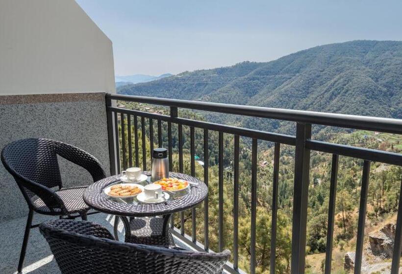 バルコニー付きジュニアスイート, The Chail Resort, Chail