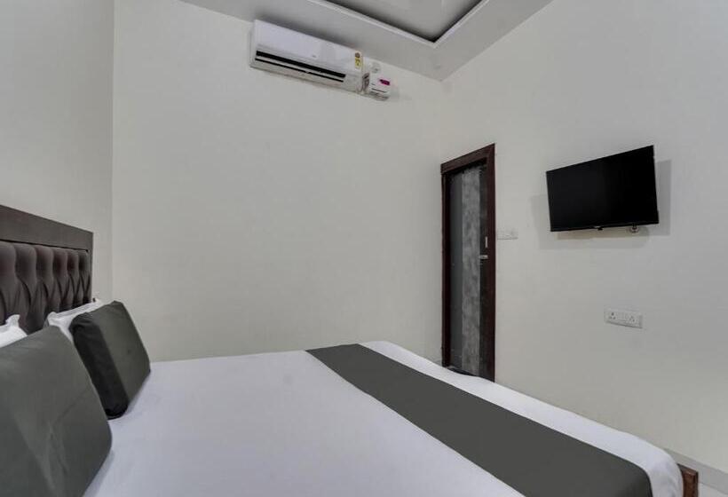 Номер Стандарт, Oyo Hotel R.r  A Highway Inn