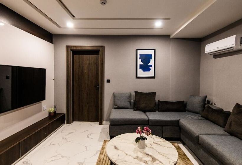سوییت اجرایی, Bon Hotel Nest Garki Ii