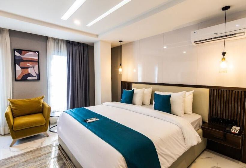 سوییت اجرایی, Bon Hotel Nest Garki Ii