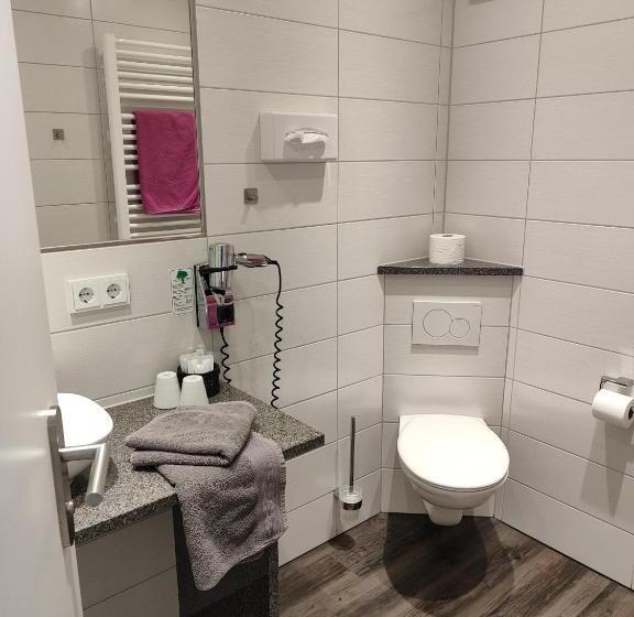اتاق لوکس, Gästehaus Stock Zimmer Brotkörble