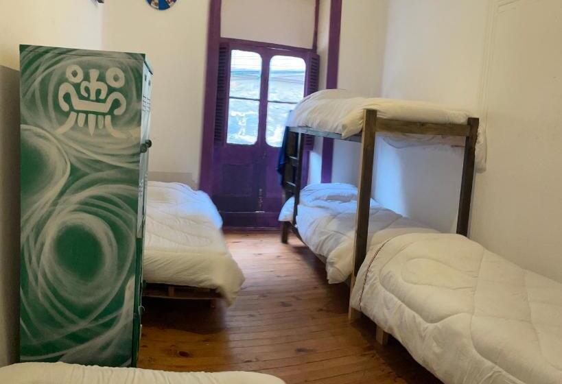 تختخواب در اتاق مشترک, Art Hostel Casa Chaman