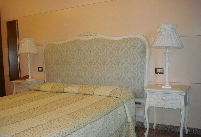 اتاق استاندارد سه نفره, Camere America B&b