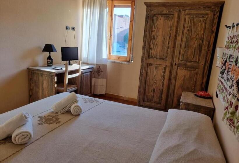 Quarto Estandar, Plammas