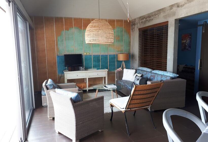 سوییت با چشم‌انداز دریا, Villa Lodge 4 Epices