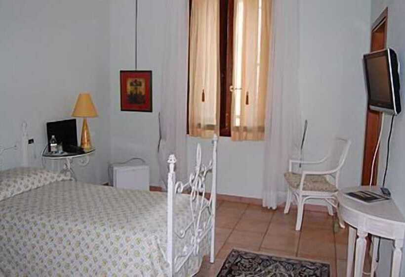 غرفة قياسية فردية, Villa Scalabrini