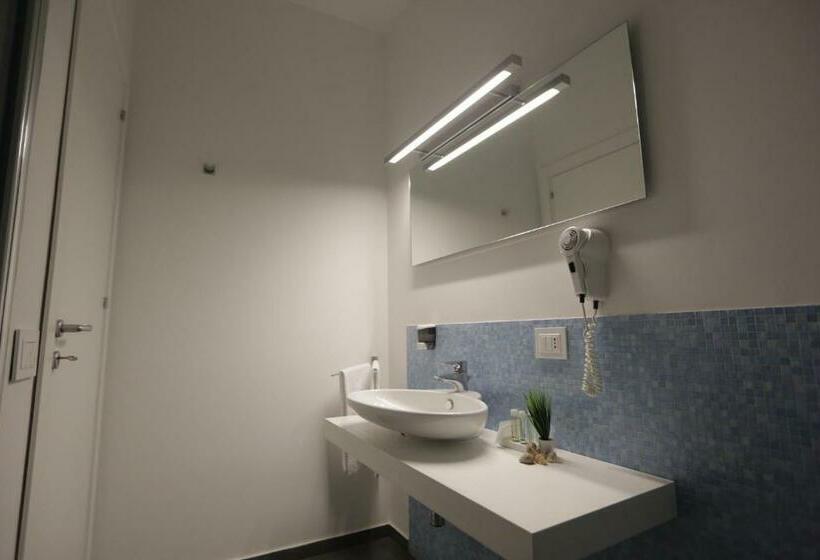 Номер Стандарт, Piccola Caracas B&b