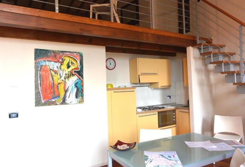 سوئیت 2 خوابه, Residence Alcorso