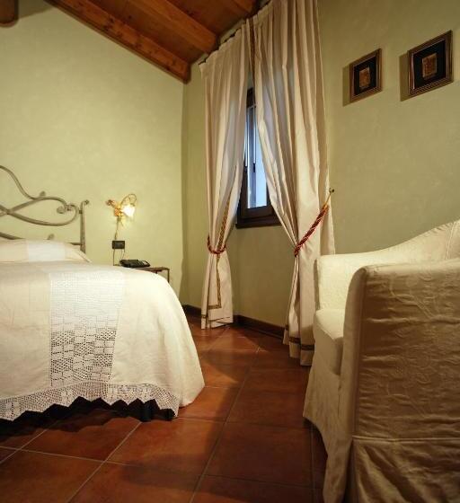 جناح جونيور, Agriturismo Macesina