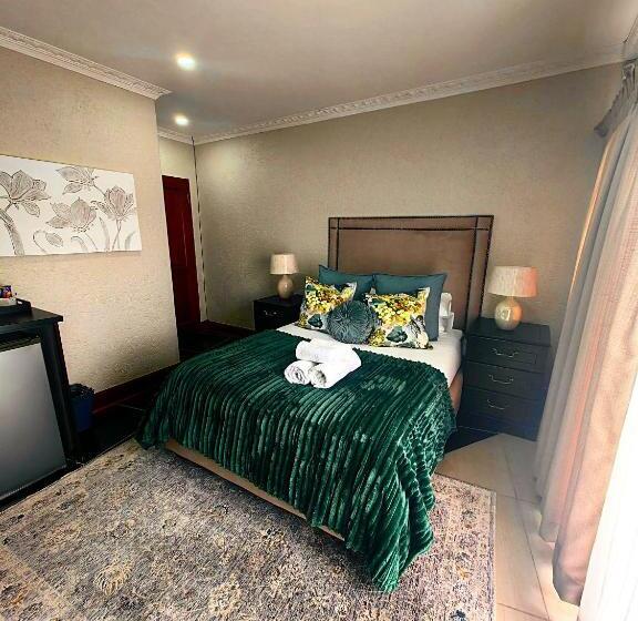 اتاق لوکس, Indlovu Guesthouse