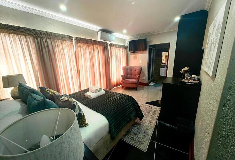 اتاق لوکس, Indlovu Guesthouse