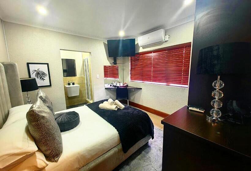 اتاق لوکس, Indlovu Guesthouse