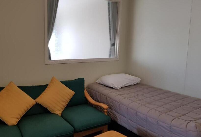 침실 2개 아파트, Manhattan Motel