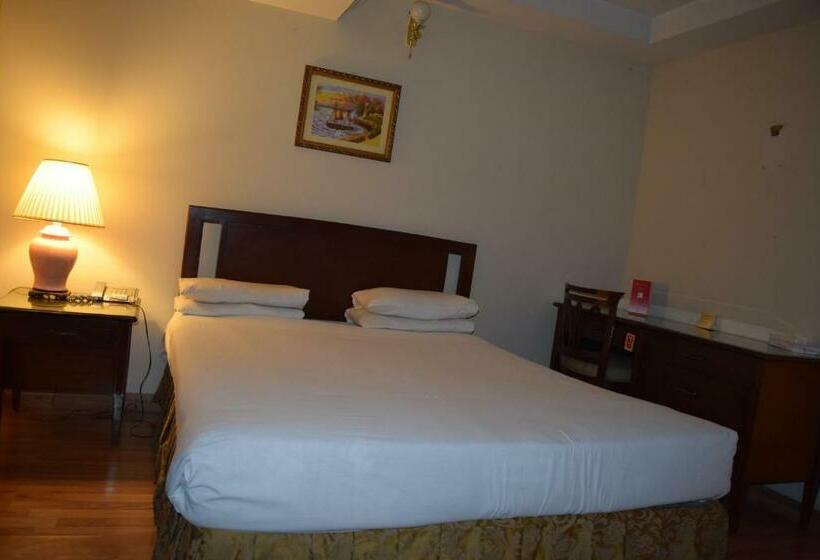 اتاق استاندارد, Carlton Tower Hotel Lahore