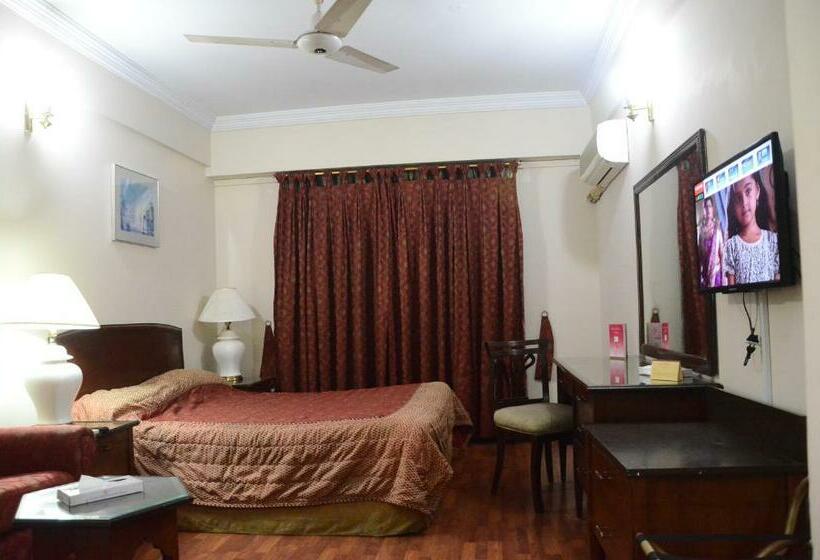اتاق استاندارد, Carlton Tower Hotel Lahore