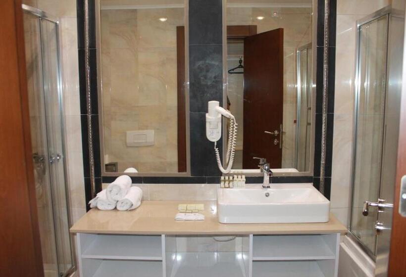 4인용 스탠다드 룸, Mirage Hotel   Struga